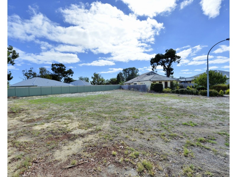 5 Rosella Way, Coodanup WA 6210
