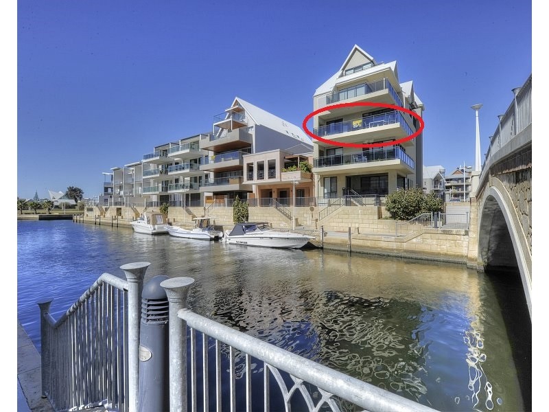 4/16 Torcello Mews, Mandurah WA 6210