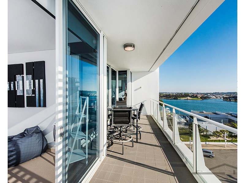 708/1 Marco Polo Drive, Mandurah WA 6210