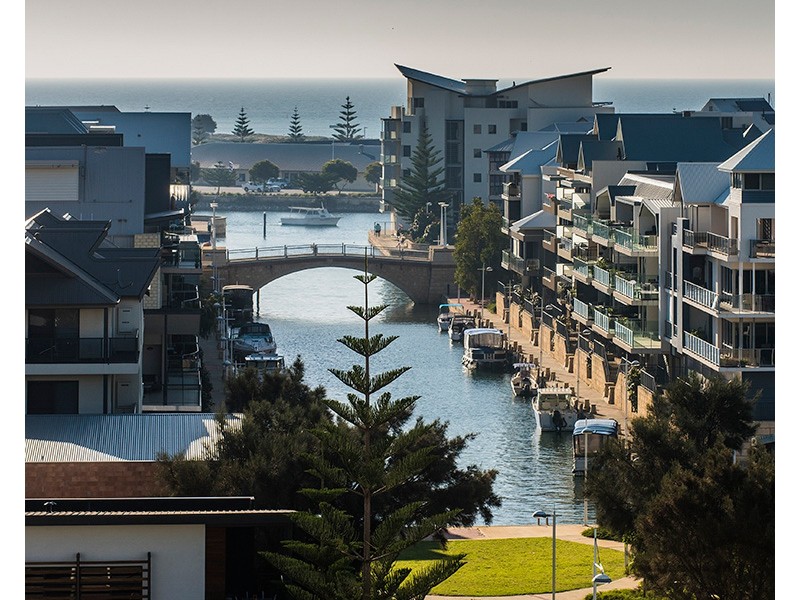 708/1 Marco Polo Drive, Mandurah WA 6210