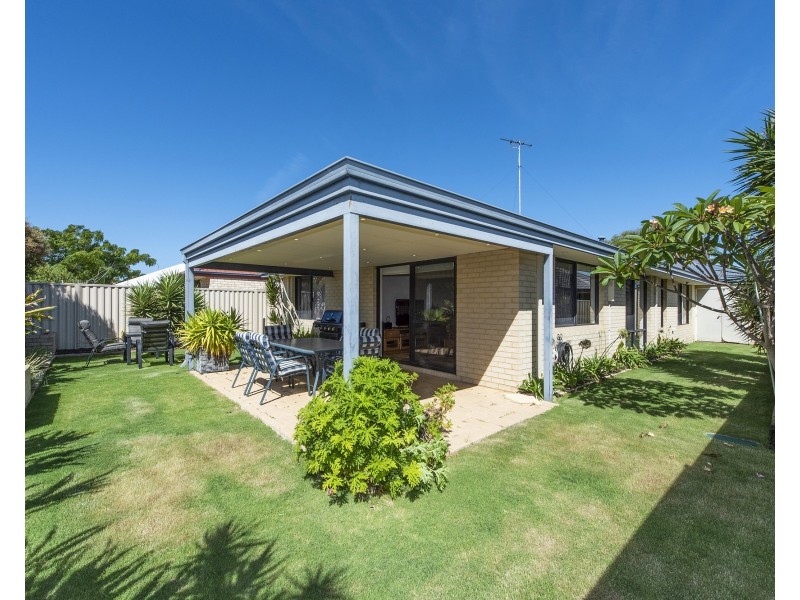 19 Menna  Brace, Greenfields WA 6210