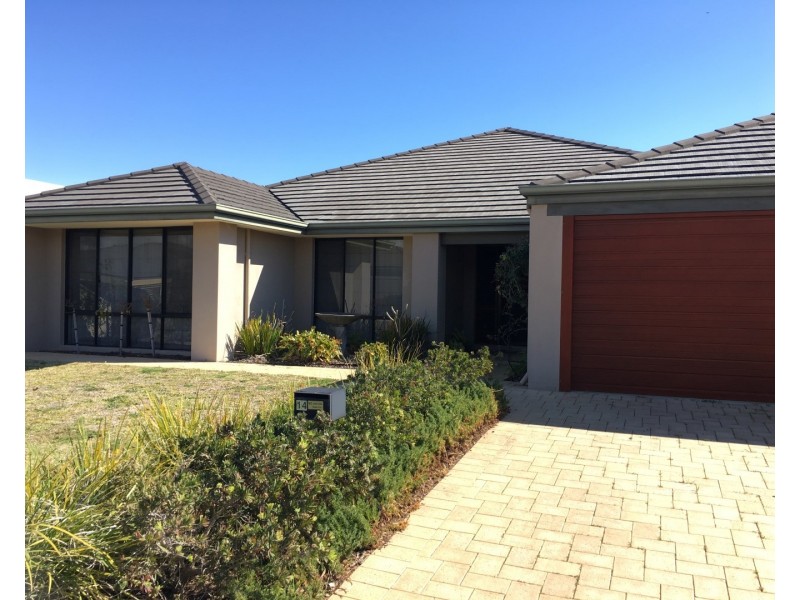 14 Tandure Heights, Lakelands WA 6180