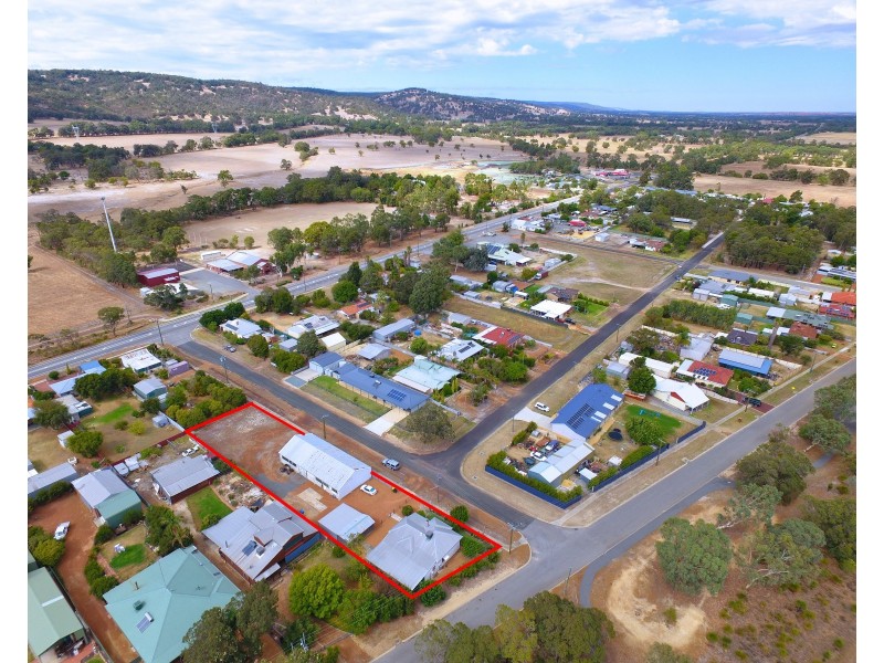 14 Kingston Street, North Dandalup WA 6207