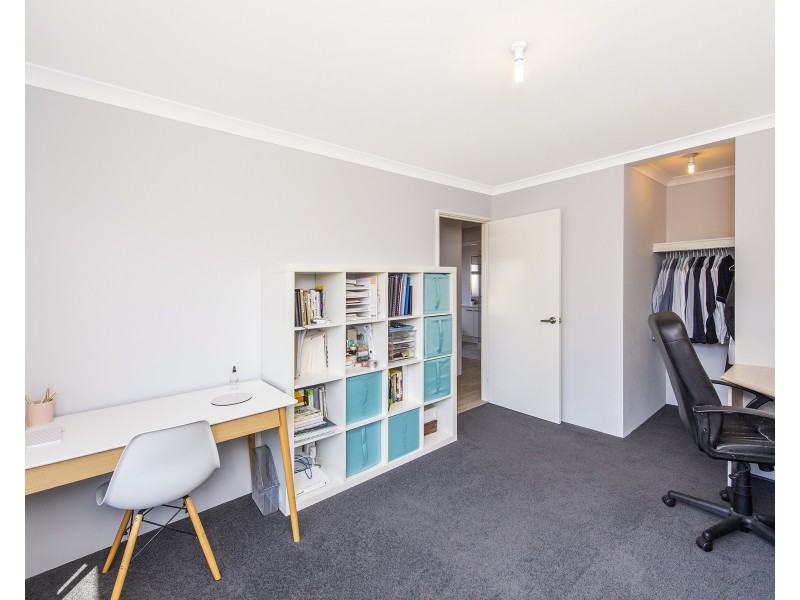 16 Tuscan Way, Karnup WA 6176