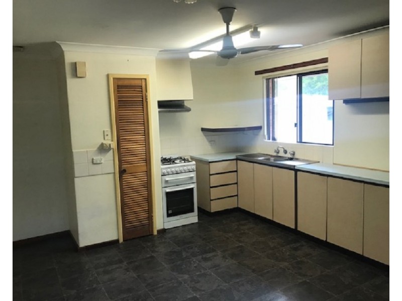 2 Josbury Close, Coodanup WA 6210