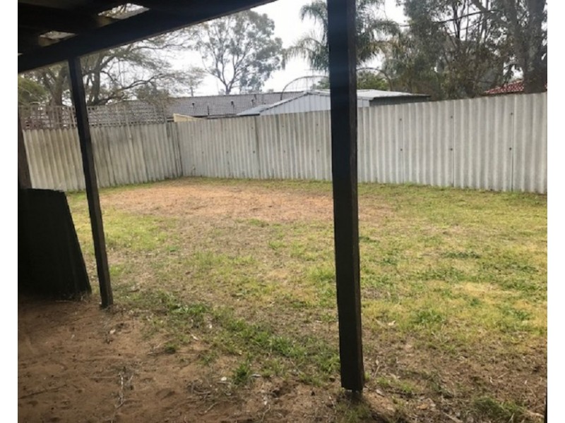 2 Josbury Close, Coodanup WA 6210