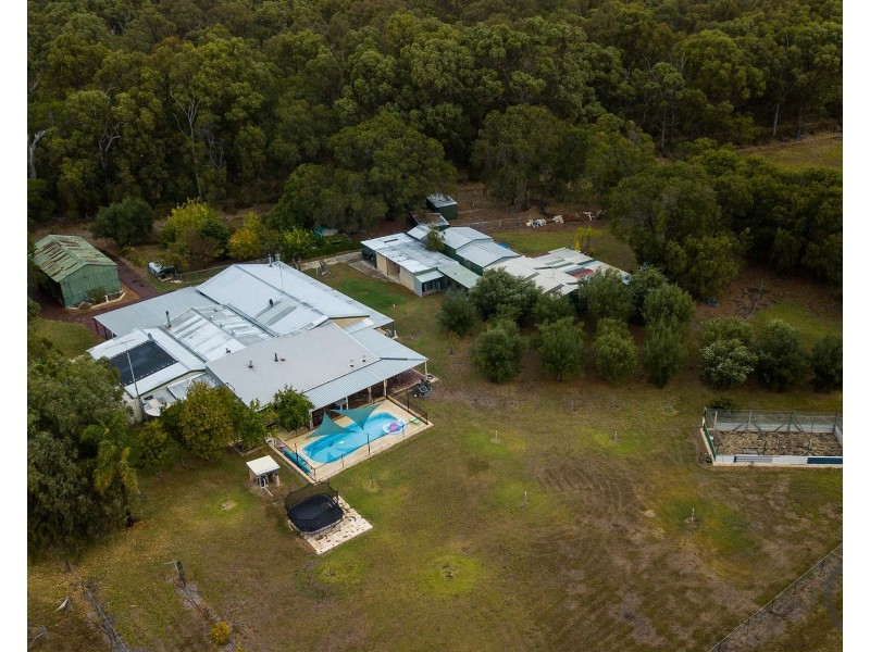 418 Newnham Road, Lake Clifton WA 6215