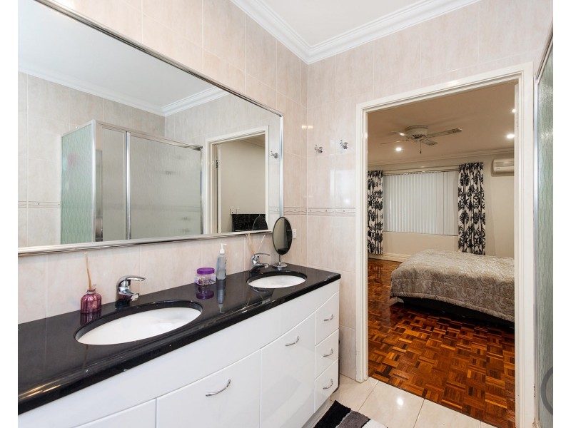 418 Newnham Road, Lake Clifton WA 6215