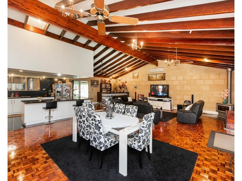 418 Newnham Road, Lake Clifton WA 6215