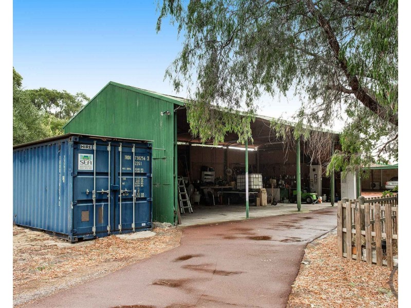 418 Newnham Road, Lake Clifton WA 6215