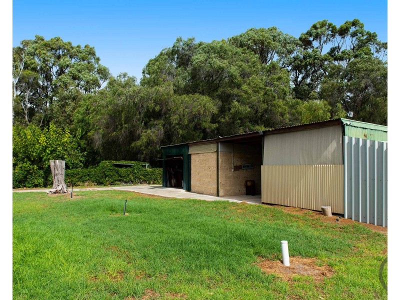 418 Newnham Road, Lake Clifton WA 6215