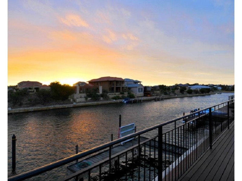 76 Cormorant Key, Wannanup WA 6210
