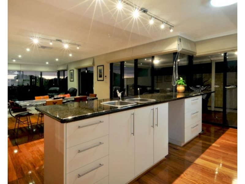 76 Cormorant Key, Wannanup WA 6210