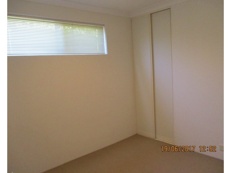 3/6 Day Road, Mandurah WA 6210