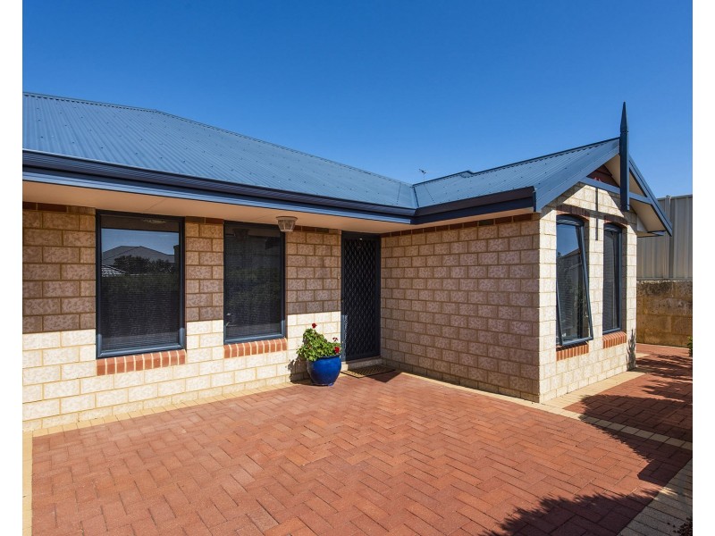 4 Nannup Close, Dawesville WA 6211