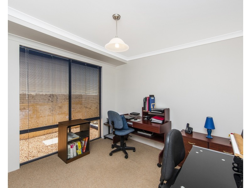 4 Nannup Close, Dawesville WA 6211