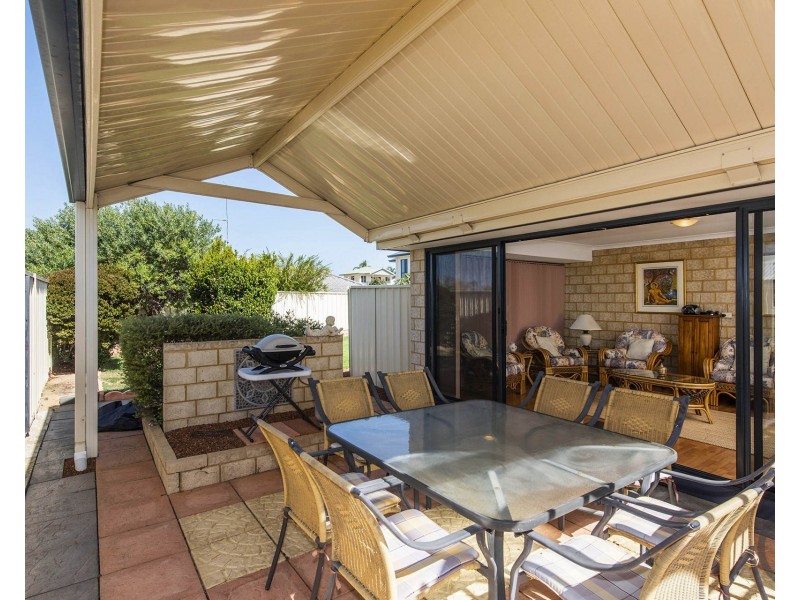 4 Nannup Close, Dawesville WA 6211