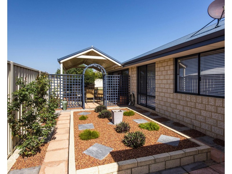 4 Nannup Close, Dawesville WA 6211