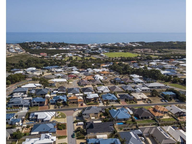 4 Nannup Close, Dawesville WA 6211