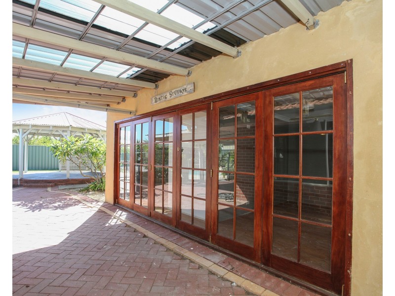 9  Teranca Road, Greenfields WA 6210