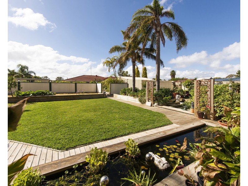 2 Elmore Way, Dudley Park WA 6210