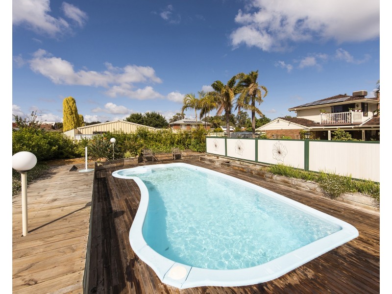 2 Elmore Way, Dudley Park WA 6210