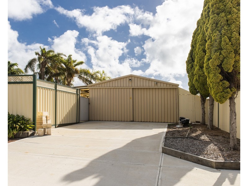 2 Elmore Way, Dudley Park WA 6210