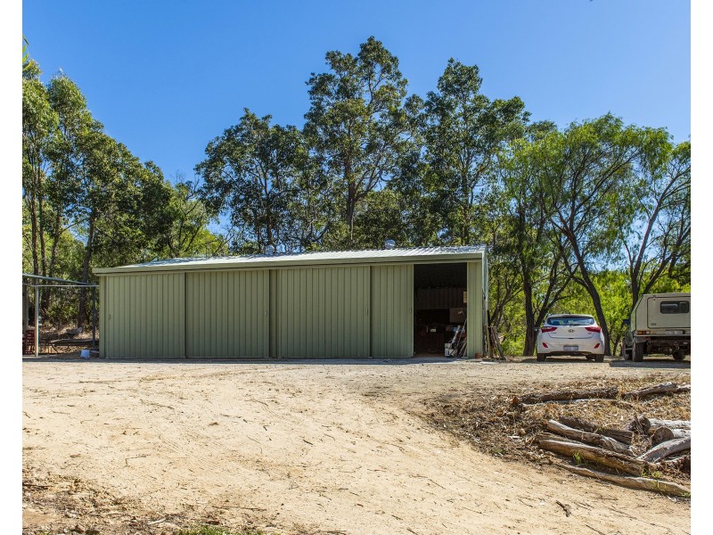 886 Estuary Road, Bouvard WA 6211