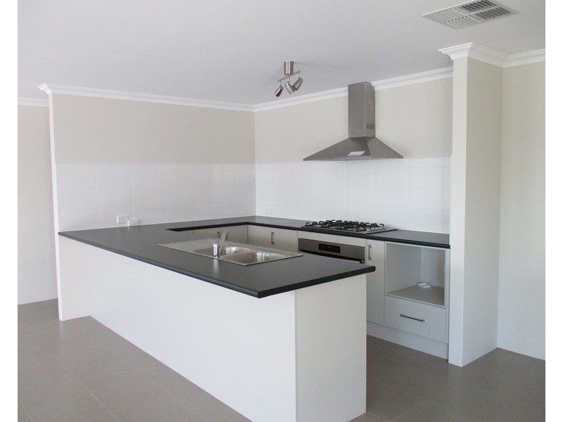 95 Moondyne Ramble, Ravenswood WA 6208