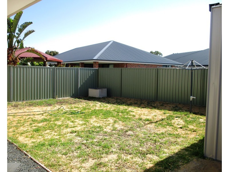 95 Moondyne Ramble, Ravenswood WA 6208