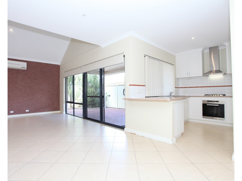 6/42 Sutton Street, Mandurah WA 6210
