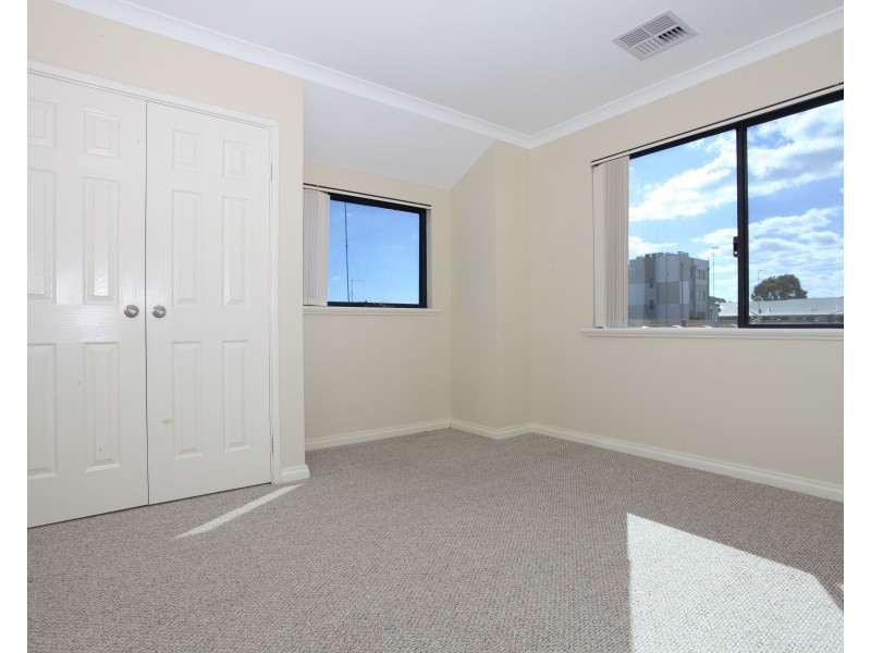 6/42 Sutton Street, Mandurah WA 6210