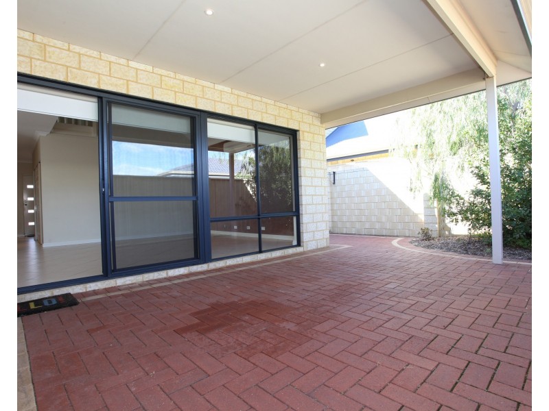 6/42 Sutton Street, Mandurah WA 6210