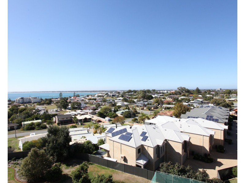 27/6A Valley Road, Halls Head WA 6210