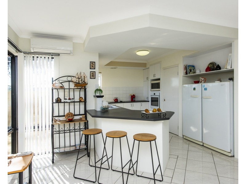 67 Endeavour Circle, Wannanup WA 6210