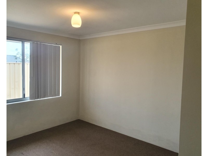 40 Cawana Parkway, Lakelands WA 6180