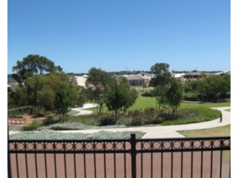 40 Cawana Parkway, Lakelands WA 6180