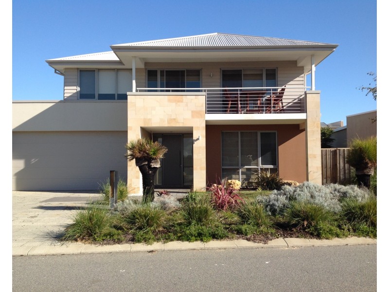 21 Sugarwood Terrace, Halls Head WA 6210