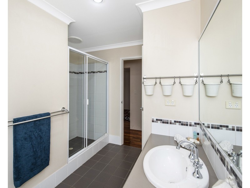 11 Buttercup Parkway, Halls Head WA 6210