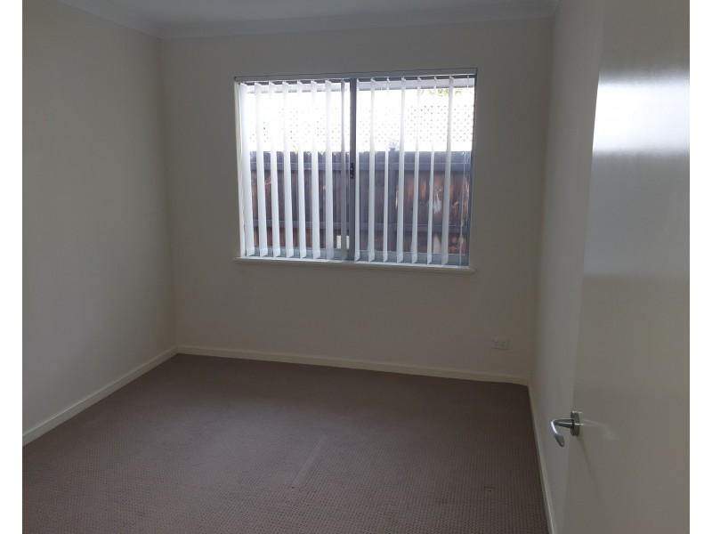 12 Wanjeep Street, Dudley Park WA 6210