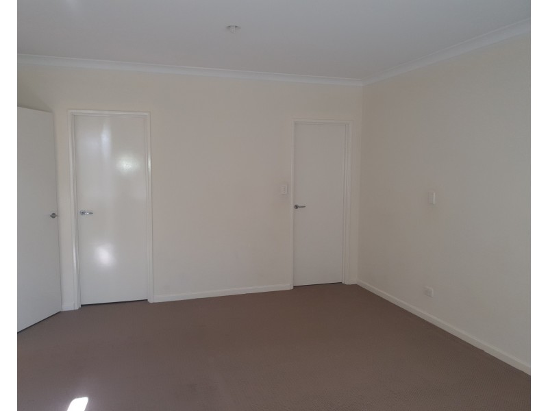 12 Wanjeep Street, Dudley Park WA 6210