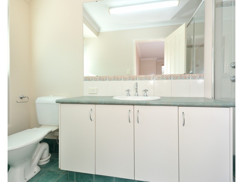 8 Mitford Grove, Port Kennedy WA 6172