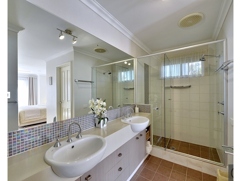 1 Crathes Court, Erskine WA 6210