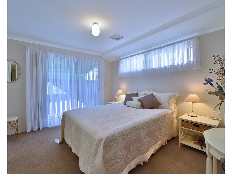 1 Crathes Court, Erskine WA 6210