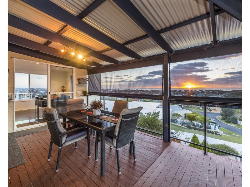 4B Ironbark Place, Halls Head WA 6210