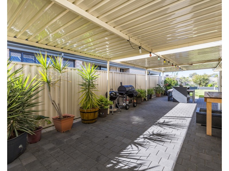 4 Regina Gardens, Greenfields WA 6210