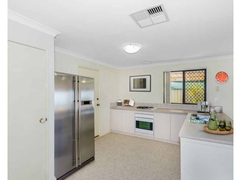 10 Aparri Way, Port Kennedy WA 6172