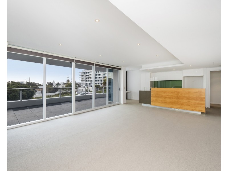305/5 Marco Polo Drive, Mandurah WA 6210