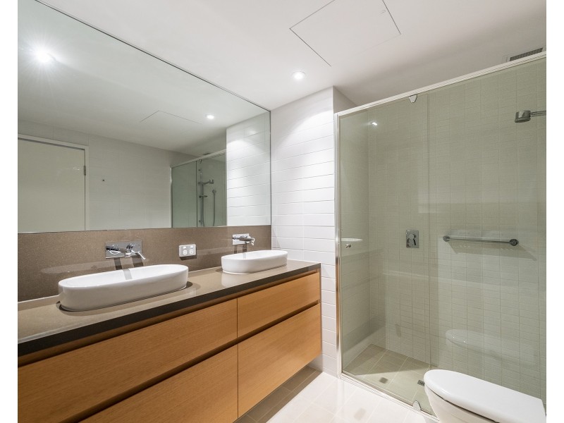 305/5 Marco Polo Drive, Mandurah WA 6210