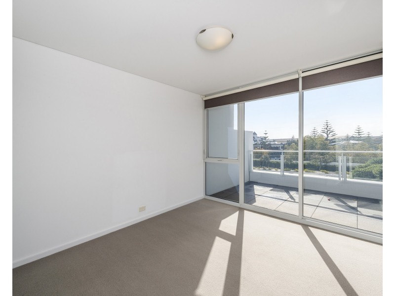 305/5 Marco Polo Drive, Mandurah WA 6210